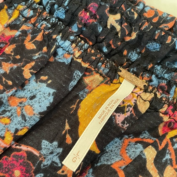 Free People off the shoulder boho top - Picture 2 of 3